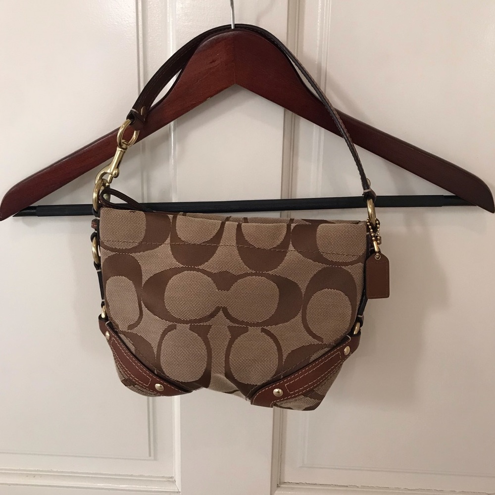 COACH CLASSIC MONOGRAM SHOULDER BAG PURSE IN BROWN